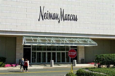 Neiman Marcus short hills sale